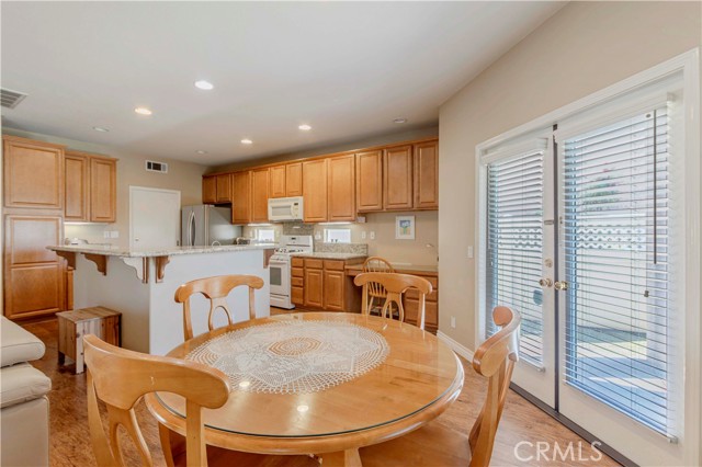 Detail Gallery Image 10 of 39 For 1240 Goodwin St, Fullerton,  CA 92833 - 3 Beds | 2/1 Baths
