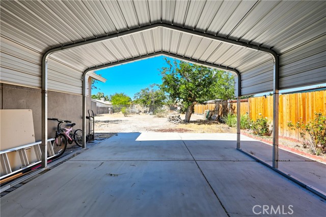 43327 Echard Avenue, Lancaster CA: https://media.crmls.org/medias/e5f6c024-c118-4e55-a13e-656fdf6f664c.jpg