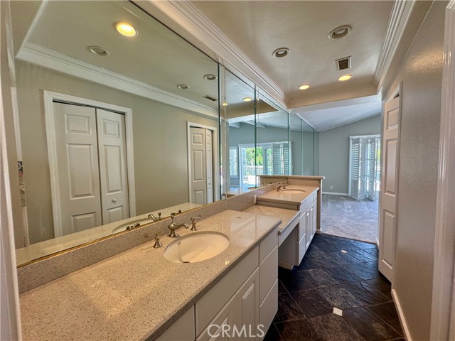 21903 Erie Lane, Lake Forest CA: https://media.crmls.org/medias/e5f76c5d-adb5-410c-8cbf-9798595e7489.jpg
