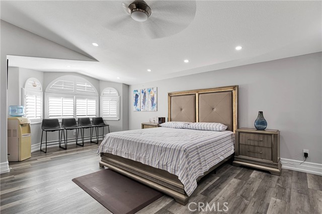 13046 Bermuda Dunes Drive, Victorville CA: https://media.crmls.org/medias/e5f7fddd-b405-4b7f-832a-c836b02b429a.jpg