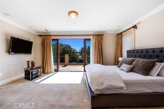 Detail Gallery Image 43 of 52 For 12530 Collins St, Valley Glen,  CA 91607 - 6 Beds | 5/1 Baths