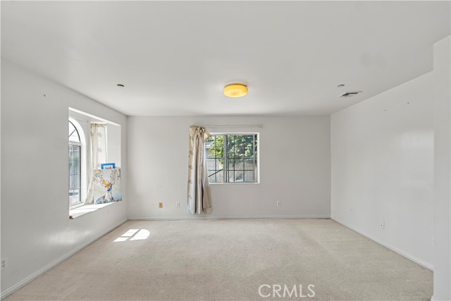 3717 Durfee Ave, El Monte CA: https://media.crmls.org/medias/e5f8ab37-6295-4767-aaec-53b120a014f0.jpg