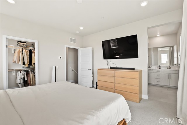 Detail Gallery Image 13 of 38 For 1421 W Sunrise Ln, San Pedro,  CA 90732 - 4 Beds | 3/1 Baths