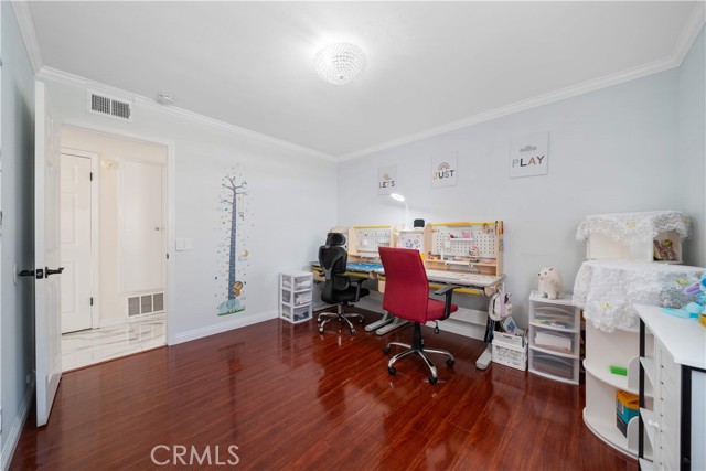 23072 Aspen Knoll Drive, Diamond Bar CA: https://media.crmls.org/medias/e5f93af1-d97b-499b-a449-1a5452ea9337.jpg