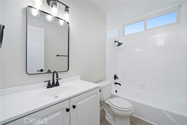 503 Saint Andrews, Newport Beach CA: https://media.crmls.org/medias/e5f9c946-3f4d-4441-aeeb-0d7694e589b6.jpg