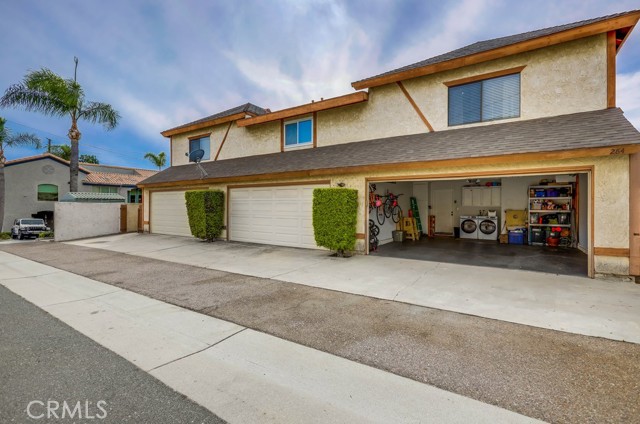 Detail Gallery Image 40 of 42 For 284 Laurel Ave #5,  Brea,  CA 92821 - 2 Beds | 1/1 Baths