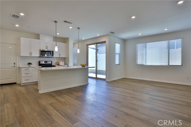 1957 S Hartford Place, San Bernardino CA: https://media.crmls.org/medias/e5f9d09e-d135-4970-b5e0-4a1f13b422a9.jpg