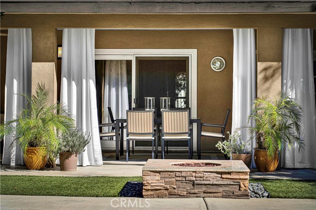 Detail Gallery Image 43 of 60 For 6119 Mary Ellen, Valley Glen,  CA 91401 - 4 Beds | 2 Baths