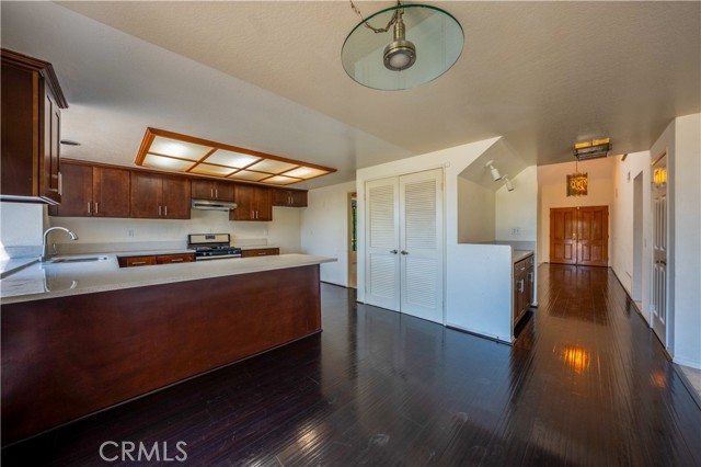 1133 Promontory Place, West Covina CA: https://media.crmls.org/medias/e5fa0bc5-d99d-4b4c-a181-f3a67ff92050.jpg