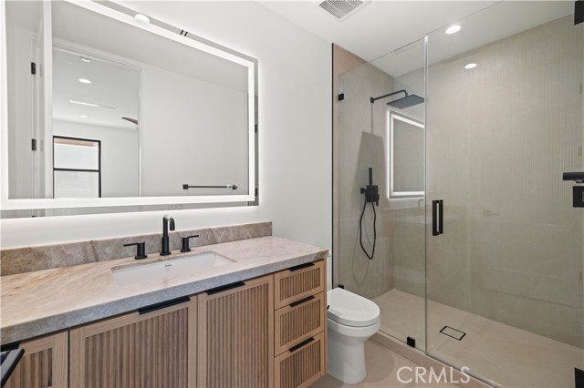 2111 Clark, Redondo Beach, California 90278, 4 Bedrooms Bedrooms, ,5 BathroomsBathrooms,Residential,For Sale,Clark,SB26059150