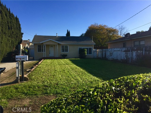 2456 248th Street Lomita, California ** FIXER! FIXER! FIXER! ** NEEDS TLC! GREAT LOCATION ON CUL DE SAC STREET in Lomita 1 Block from West Torrance - 7,665 SQ FT LOT!! ** New Paint, newer baths, big den with fireplace. Skylight, cozy sunken bedrooms, huge front yard and bright living area make this home a treasure for all. Bright tiled living room/entry area. Open Kitchen overlooks spacious Den with dining area, fireplace, and entertaining area. Terrific for family gatherings, child play, or warm nights by the fire. Sliding Glass doors off the den look out to back patio area. Driveway runs the entire length of the property and makes grocery drop off at the kitchen easy. Baths are newer and updated. Spacious stone tiled shower with high window in the first bath, and large tub plus vanity and large dual headed shower in 2nd bath. Bright Bedrooms are carpeted and sunken. ** PROPERTY NEEDS TLC AND IMPROVEMENTS **. Close to great shopping, dining, entertainment, grocery, and recreation. Come on by!