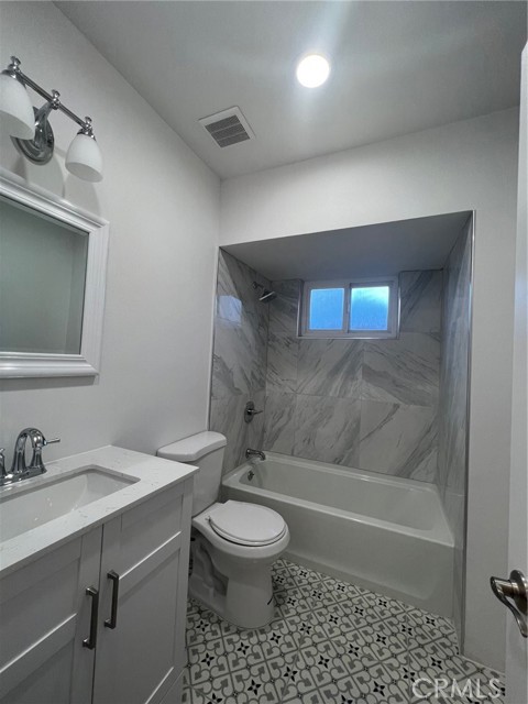 Detail Gallery Image 5 of 10 For 2228 Ridgeview, Corona,  CA 92882 - 3 Beds | 1/1 Baths
