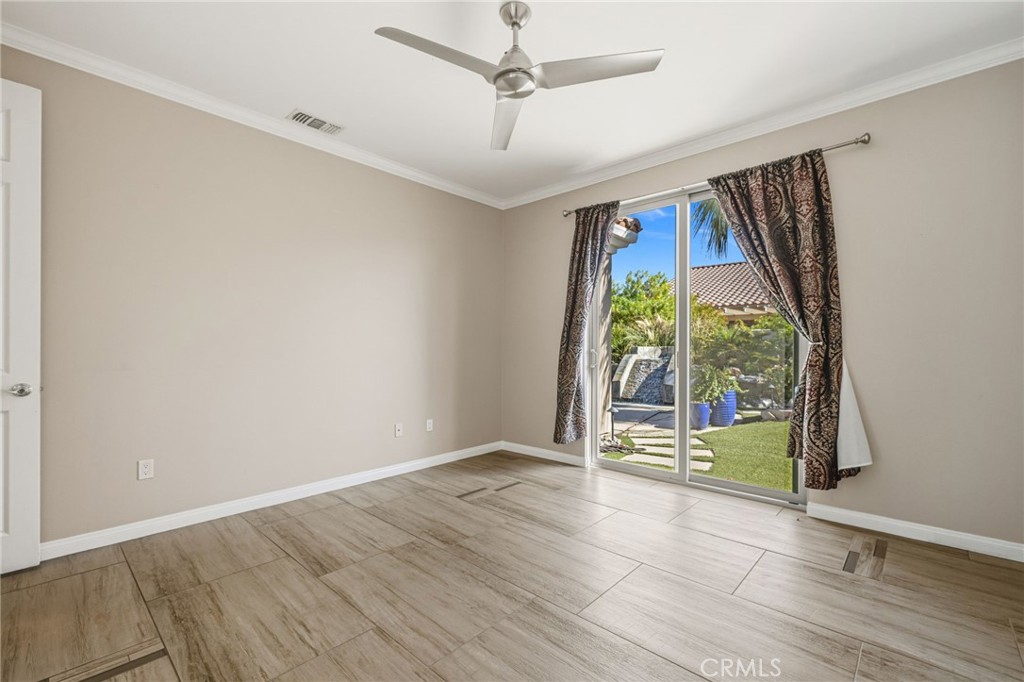 MLS #OC25258134 image #18