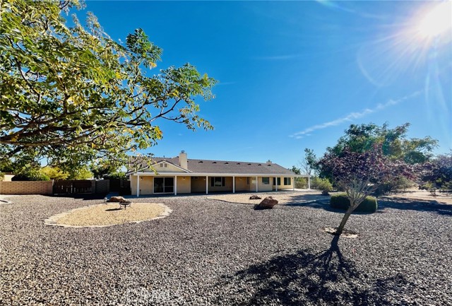 19640 Yanan Road, Apple Valley, California 92307, 4 Bedrooms Bedrooms, ,2 BathroomsBathrooms,Residential,For Sale,19640 Yanan Road,CRHD24211099