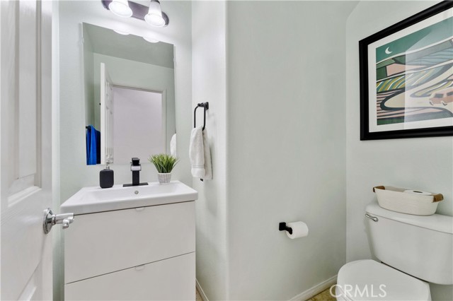 Detail Gallery Image 10 of 34 For 7004 Drake St, Chino,  CA 91710 - 3 Beds | 2/1 Baths