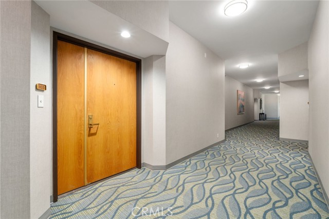 Detail Gallery Image 3 of 32 For 1310 E Ocean Bld #1103,  Long Beach,  CA 90802 - 1 Beds | 1 Baths