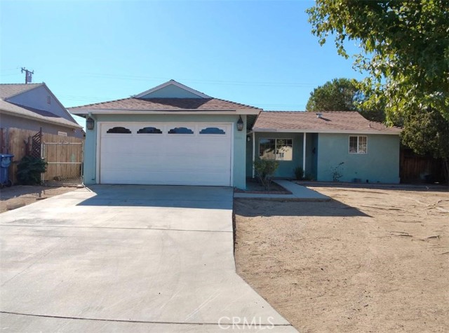 Detail Gallery Image 1 of 24 For 38709 Pond Ave, Palmdale,  CA 93550 - 3 Beds | 1 Baths