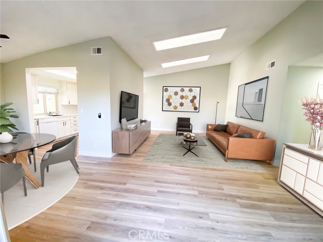 More Details about MLS # OC22049266 : 8686 MERCED CIRCLE #1010C