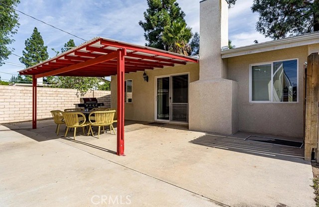 7101 Fallbrook Avenue, West Hills CA: https://media.crmls.org/medias/e5fe138d-fbe6-4008-bacd-c79eacd791c4.jpg