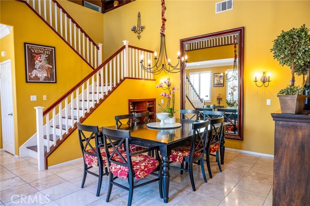 Detail Gallery Image 16 of 54 For 7306 Sungold, Corona,  CA 92880 - 5 Beds | 3 Baths