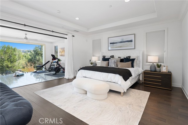 107 Aster Mesa, Irvine CA: https://media.crmls.org/medias/e5fee35c-48f3-4ec6-8877-a07780016e8c.jpg
