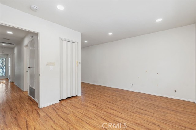 Detail Gallery Image 12 of 27 For 940 Cheyenne, Costa Mesa,  CA 92626 - 5 Beds | 2 Baths