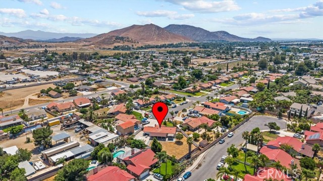 Detail Gallery Image 34 of 36 For 18432 Mindanao St, Bloomington,  CA 92316 - 3 Beds | 2 Baths
