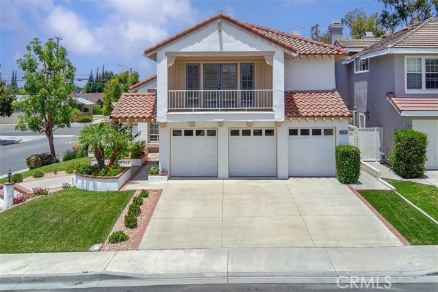 13381 Presidio Place, Tustin CA: https://media.crmls.org/medias/e5ff7249-4dc9-4dfd-893c-6f30e9769ede.jpg