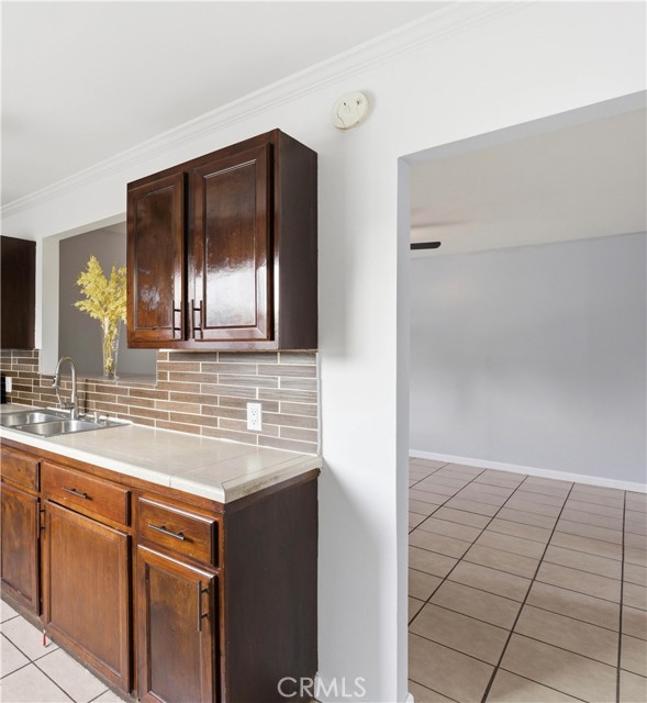 Detail Gallery Image 35 of 43 For 12232 Truesdale, Sun Valley,  CA 91352 - 5 Beds | 4 Baths