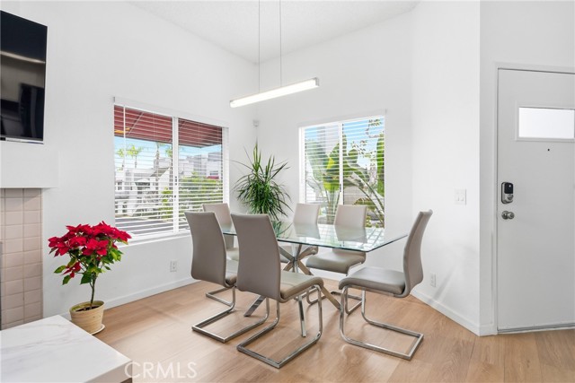 Detail Gallery Image 10 of 48 For 27743 Zircon #104,  Mission Viejo,  CA 92691 - 2 Beds | 1 Baths