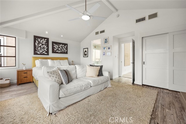 Detail Gallery Image 31 of 45 For 235 Canal St, Newport Beach,  CA 92663 - 4 Beds | 3/1 Baths