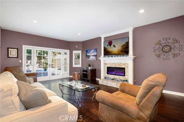 Detail Gallery Image 16 of 49 For 6226 Mammoth Ave, Van Nuys,  CA 91401 - 4 Beds | 3/1 Baths