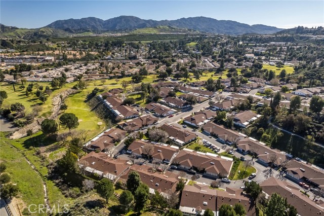 Detail Gallery Image 27 of 37 For 26856 Oak Branch Cir, Newhall,  CA 91321 - 2 Beds | 2 Baths