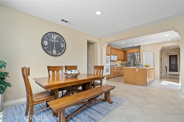 5161 Morning Glory Court, Chino Hills CA: https://media.crmls.org/medias/e6025506-666e-418a-bfb8-9bfde818f9c2.jpg