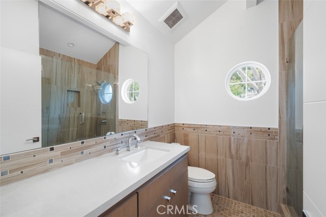 Detail Gallery Image 19 of 33 For 19562 Pompano Ln #106,  Huntington Beach,  CA 92648 - 3 Beds | 3/1 Baths