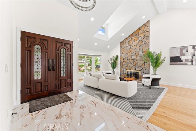 21492 Countryside Drive, Lake Forest CA: https://media.crmls.org/medias/e60423ec-59fb-46c4-8f10-a553d771d773.jpg