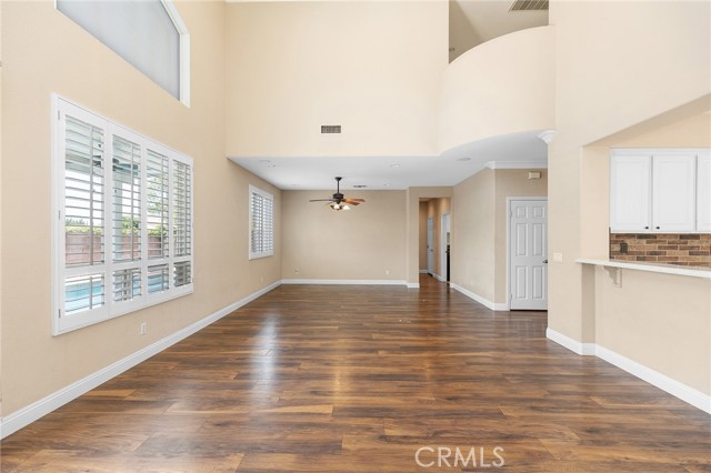40089 Montage Lane, Murrieta CA: https://media.crmls.org/medias/e605104d-5f48-4632-b816-9d23c2a1e3f3.jpg