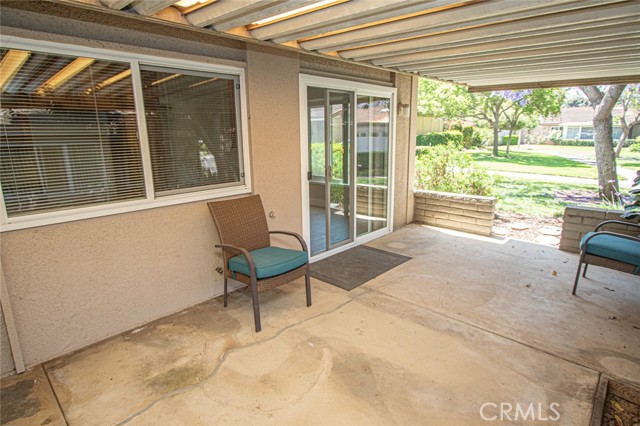 3152 Alta Vista, Laguna Woods CA: https://media.crmls.org/medias/e6057fe9-51e7-4e9e-89c4-6d305d607c7d.jpg