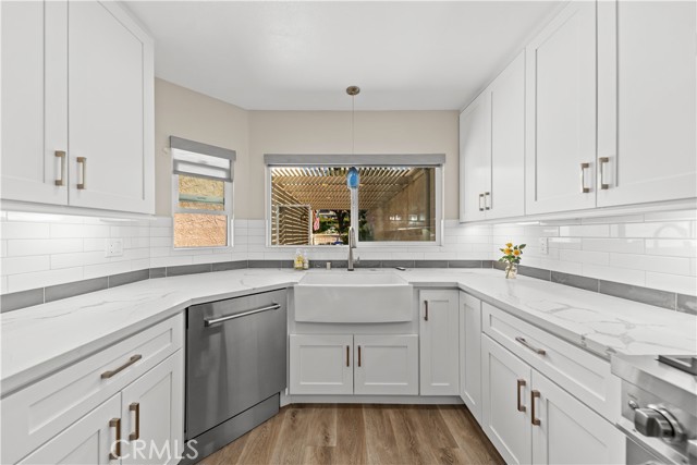 Detail Gallery Image 14 of 49 For 808 Pebble Beach Dr, Upland,  CA 91784 - 2 Beds | 2 Baths
