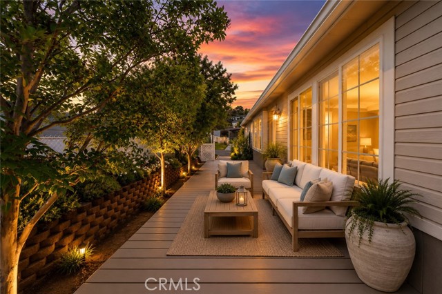 AI Staged Front Deck