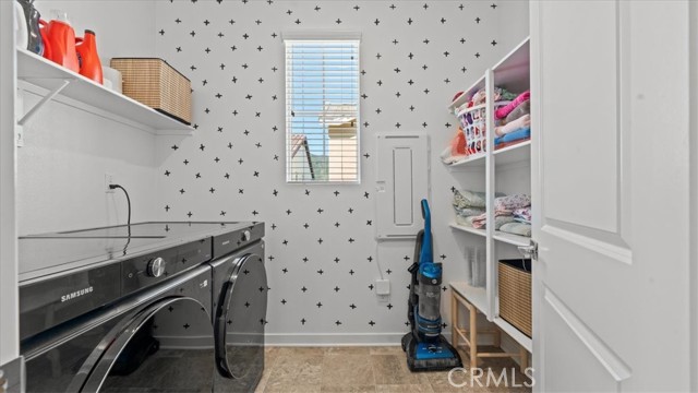 Detail Gallery Image 26 of 31 For 16154 Lozano Street #7,  Fontana,  CA 92336 - 3 Beds | 2/1 Baths