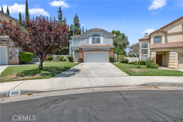 Detail Gallery Image 4 of 35 For 700 Napa Ave, Redlands,  CA 92374 - 4 Beds | 3 Baths