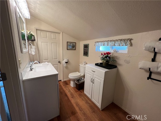 Detail Gallery Image 10 of 35 For 39307 Lark Rd, Big Bear Lake,  CA 92315 - 5 Beds | 2 Baths