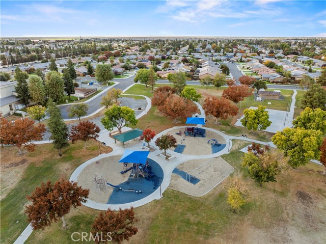 Detail Gallery Image 15 of 73 For 10213 Single Oak Dr, Bakersfield,  CA 93311 - 3 Beds | 2/1 Baths