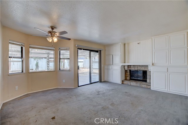 Image 22 of 52 For 681 Goldenrod Street