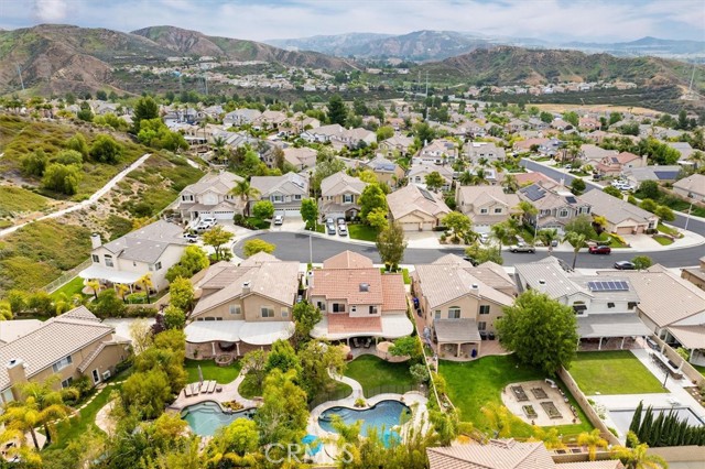 28433 Pinewood Court, Saugus CA: https://media.crmls.org/medias/e609531d-f024-4405-9fa3-e9ebdee8aba8.jpg