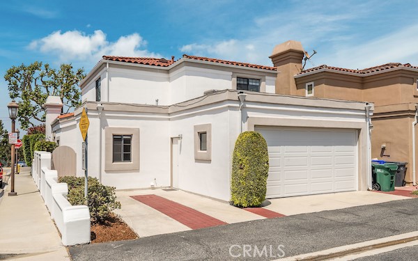 750 14th Street, Manhattan Beach, California 90266, 4 Bedrooms Bedrooms, ,3 BathroomsBathrooms,Residential,Sold,14th,SB22087910