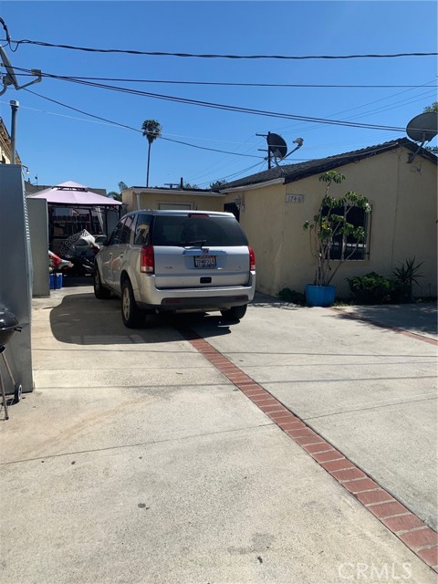 Detail Gallery Image 8 of 34 For 1742 W 82nd, Los Angeles,  CA 90047 - – Beds | – Baths