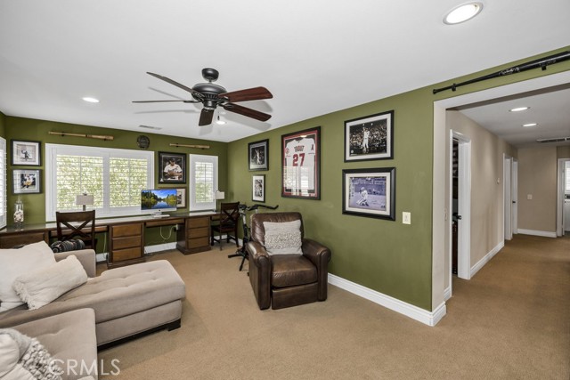 24030 Via Vizcaya, Valencia CA: https://media.crmls.org/medias/e60a582c-fb0d-419d-8b38-86e439e5fc3d.jpg