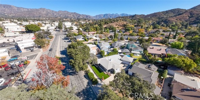 Detail Gallery Image 18 of 20 For 3328 N Verdugo Rd, Glendale,  CA 91208 - 3 Beds | 3 Baths